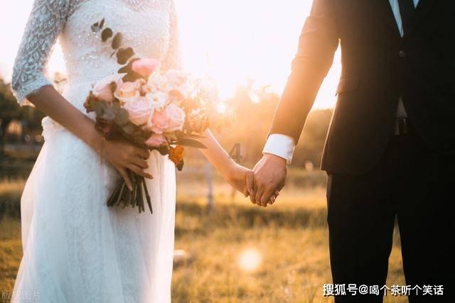 我天天都胡思乱想，每天都在想为什么有人？为什么人和动物不一样之类的问题。控制不住，整天活在恐惧中。游戏画面